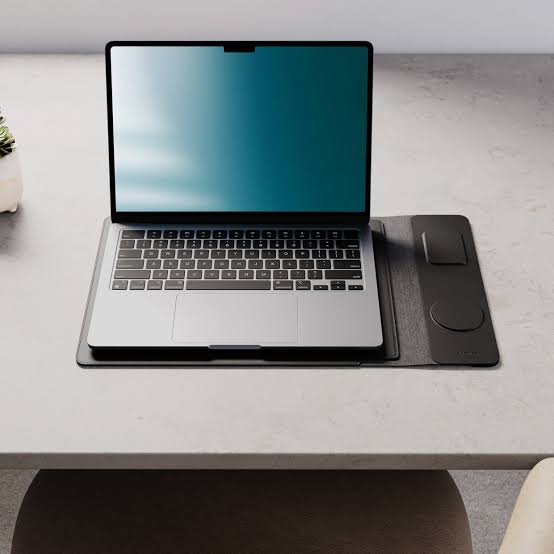 4-in-1 Wireless Charging Laptop Sleeve – Portable Lap Desk & Organizer