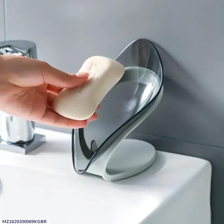 Smart Wall-Mounted Soap Holder – Fast Draining, Self-Adhesive, No Drilling (Random Color)