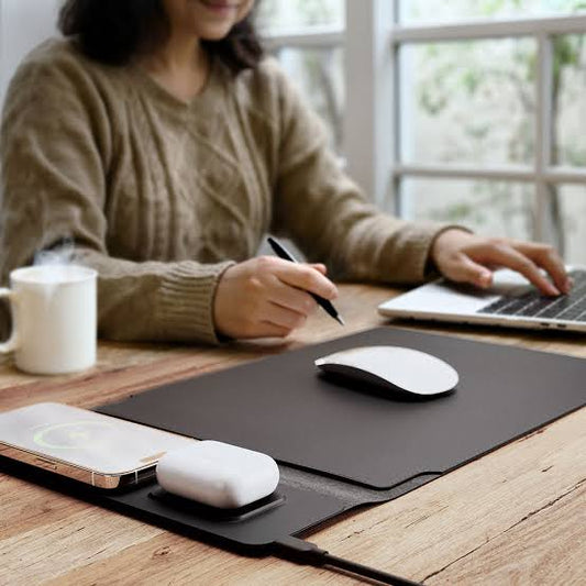4-in-1 Wireless Charging Laptop Sleeve – Portable Lap Desk & Organizer