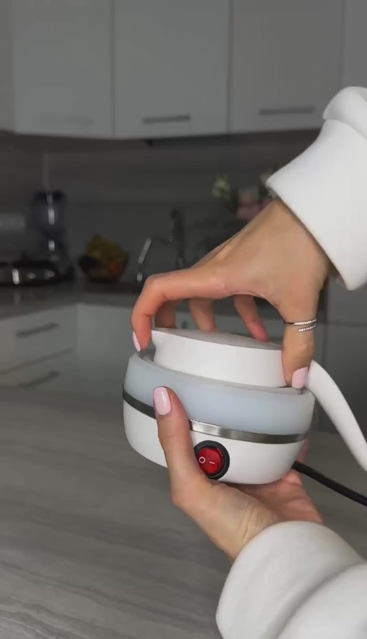 Portable Foldable Electric Travel Kettle – 600ml Silicone Collapsible