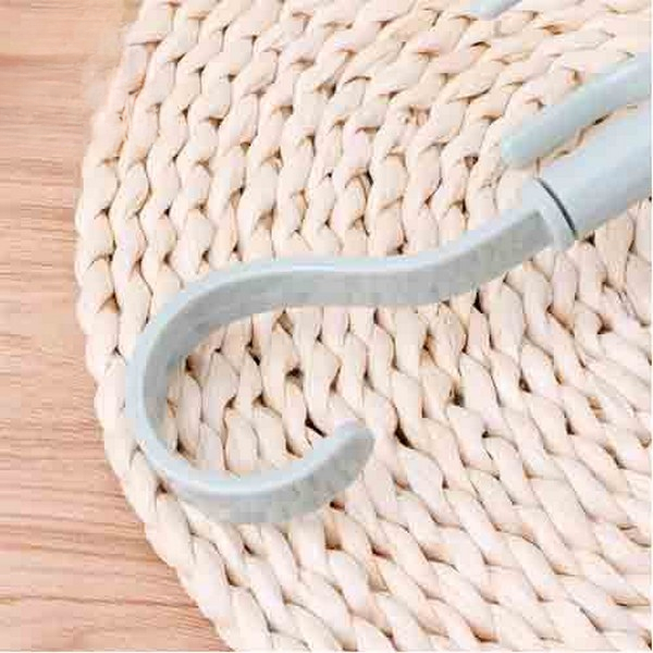 4-in-1 Rotatable Wardrobe Hooks – Hanging Bag Rack Organizer for Closet, Scarves, Belts & Shoes